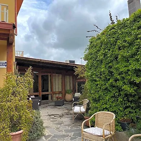 La Cantina